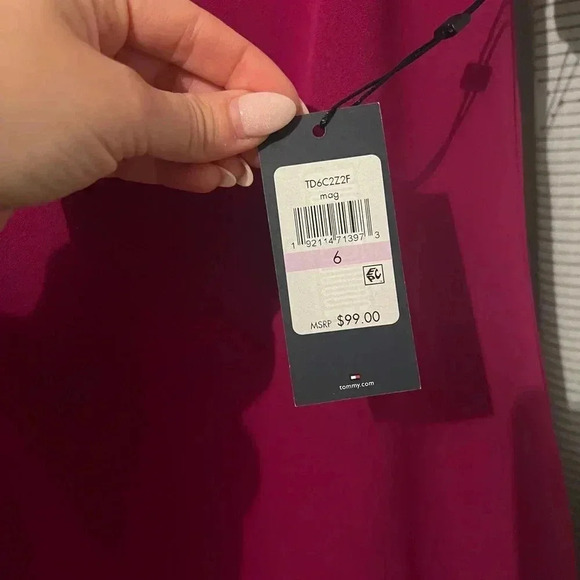 Tommy Hilfiger NWT Dress - Picture 4 of 5